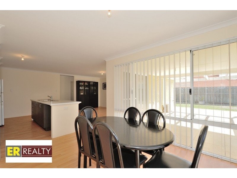 10 Rodsand Circuit, Ellenbrook WA 6069