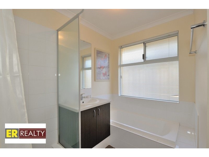 10 Rodsand Circuit, Ellenbrook WA 6069