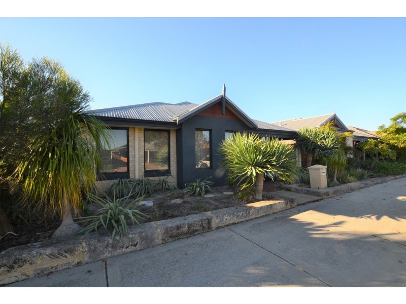 24 Larrawa Circle, Ellenbrook WA 6069