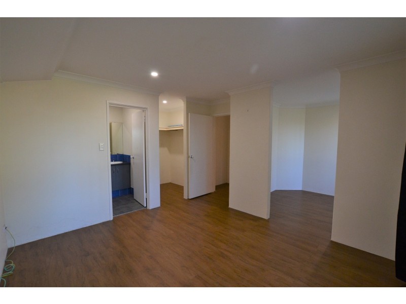 24 Larrawa Circle, Ellenbrook WA 6069