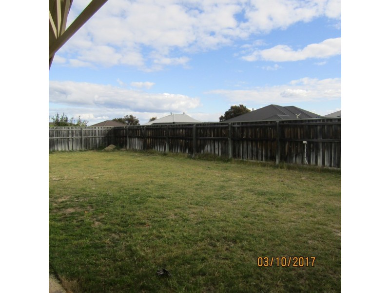 49 Thorold Avenue, Ellenbrook WA 6069
