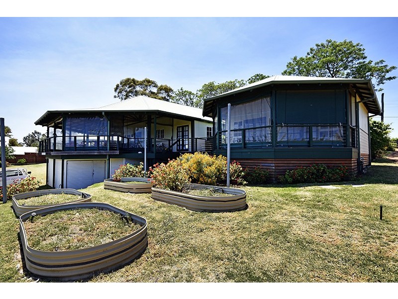 61 Memorial Avenue, Baskerville WA 6056