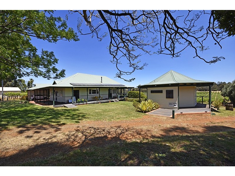 61 Memorial Avenue, Baskerville WA 6056