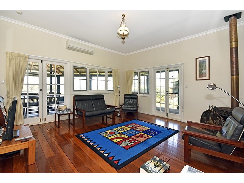 61 Memorial Avenue, Baskerville WA 6056