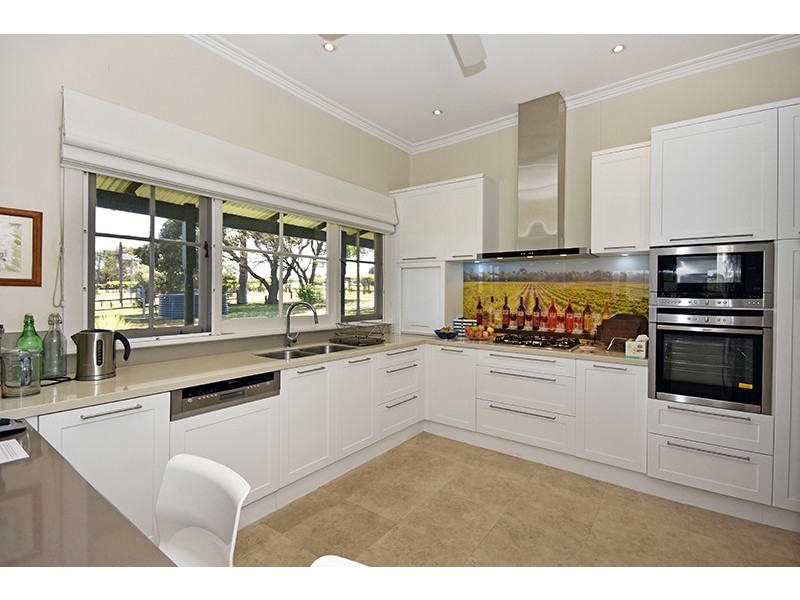 61 Memorial Avenue, Baskerville WA 6056