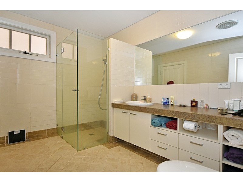 61 Memorial Avenue, Baskerville WA 6056