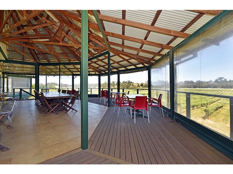 61 Memorial Avenue, Baskerville WA 6056