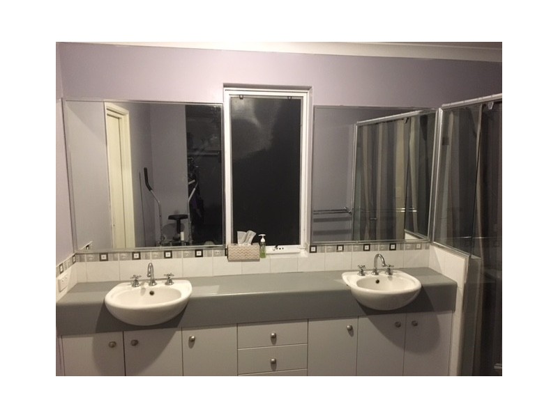 9 Boxgrove Loop, Ellenbrook WA 6069