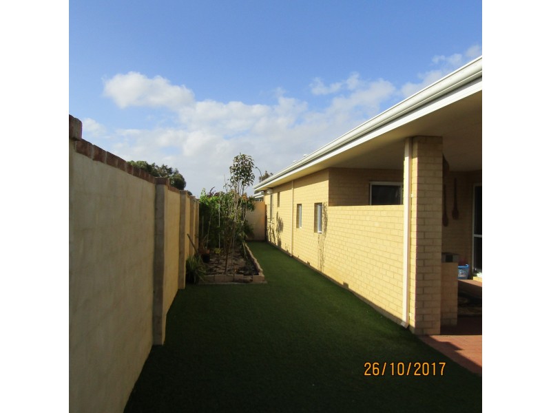 9 Boxgrove Loop, Ellenbrook WA 6069