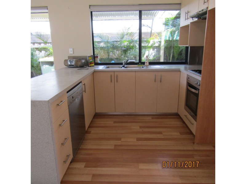 1/23 Rocklea Crescent, Ellenbrook WA 6069