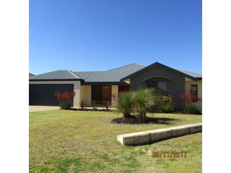 14 Devereux Crescent, Aveley WA 6069