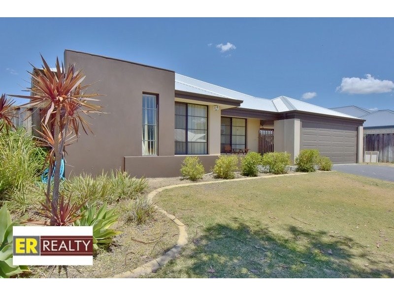 8 Hoyton Close, Ellenbrook WA 6069