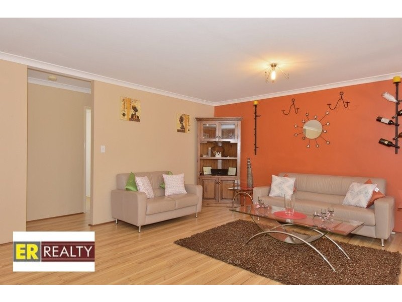 8 Hoyton Close, Ellenbrook WA 6069