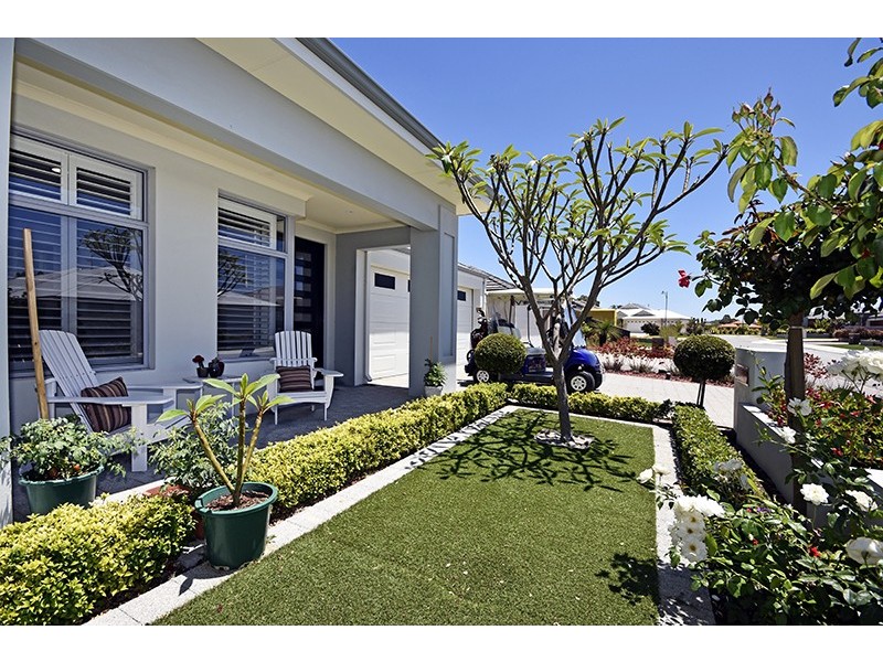 34 Carmen Circuit, The Vines WA 6069