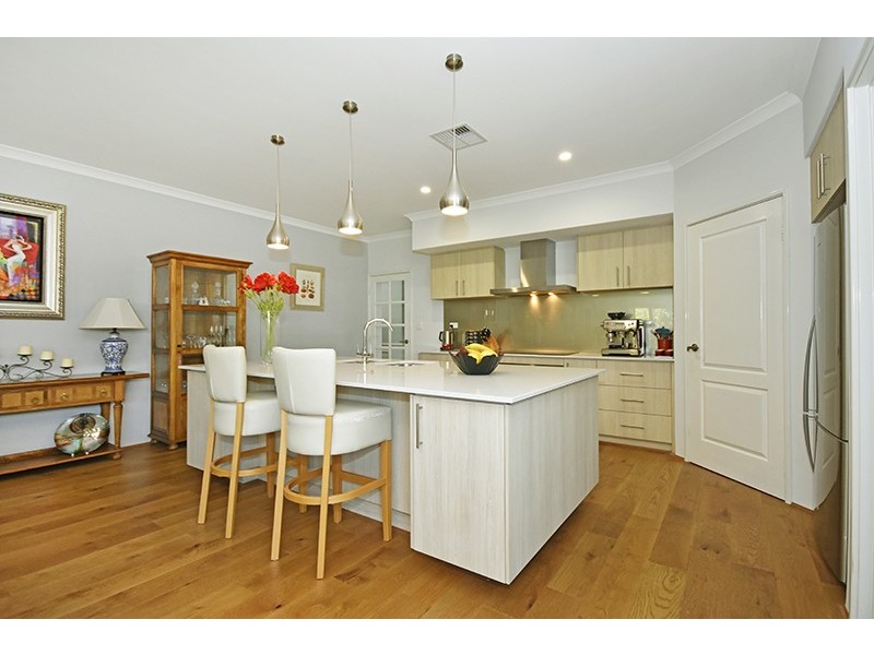 34 Carmen Circuit, The Vines WA 6069