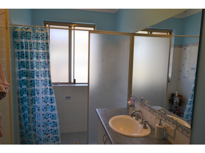 80 Elmridge Parkway, Ellenbrook WA 6069