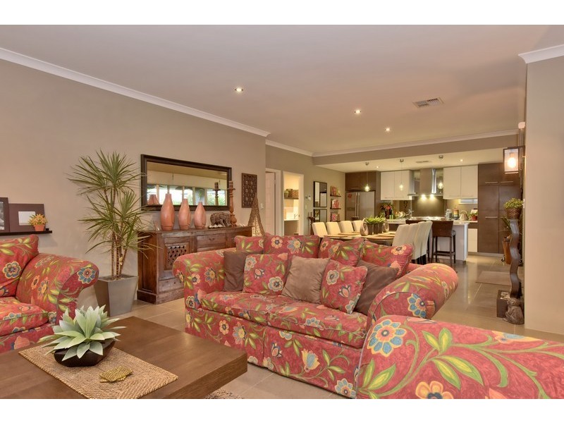 10 Gamin Vista, Aveley WA 6069