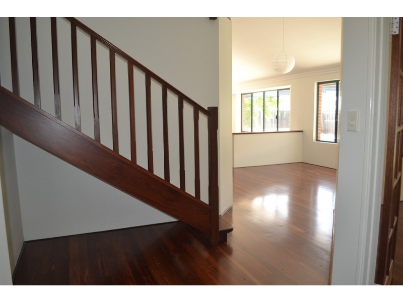 8 Exmoor Lane, Henley Brook WA 6055