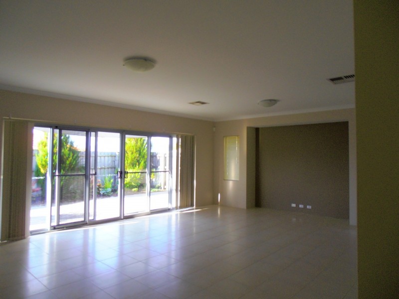 3/155 Charlottes Vista, Ellenbrook WA 6069