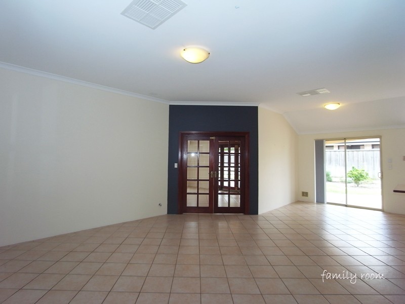 3 Kalgan Court, Ellenbrook WA 6069