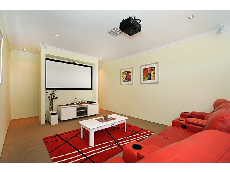 70 Westgrove Drive, Ellenbrook WA 6069