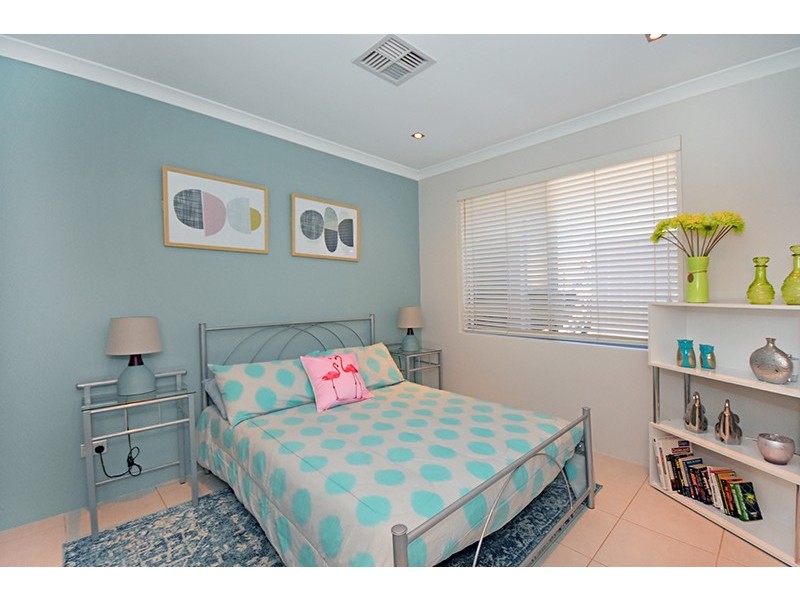 70 Westgrove Drive, Ellenbrook WA 6069