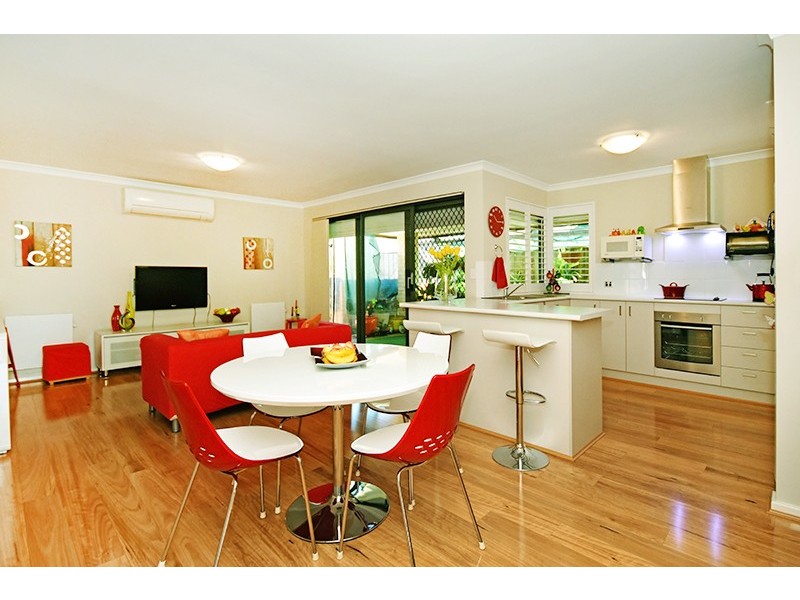 15 Culham Lane, Ellenbrook WA 6069