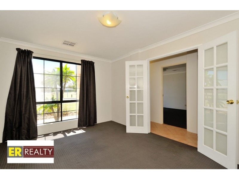 3 Trieste Avenue, Ellenbrook WA 6069