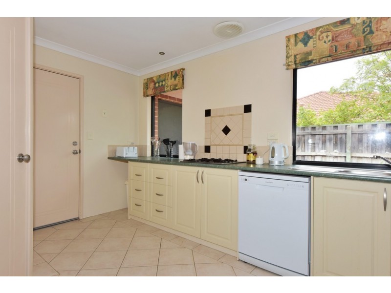 66 Sandown Circle, Henley Brook WA 6055