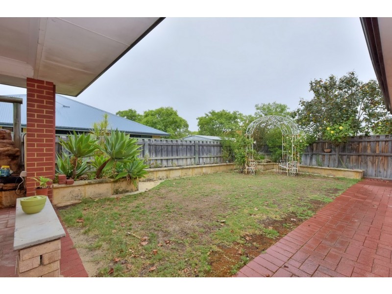 66 Sandown Circle, Henley Brook WA 6055