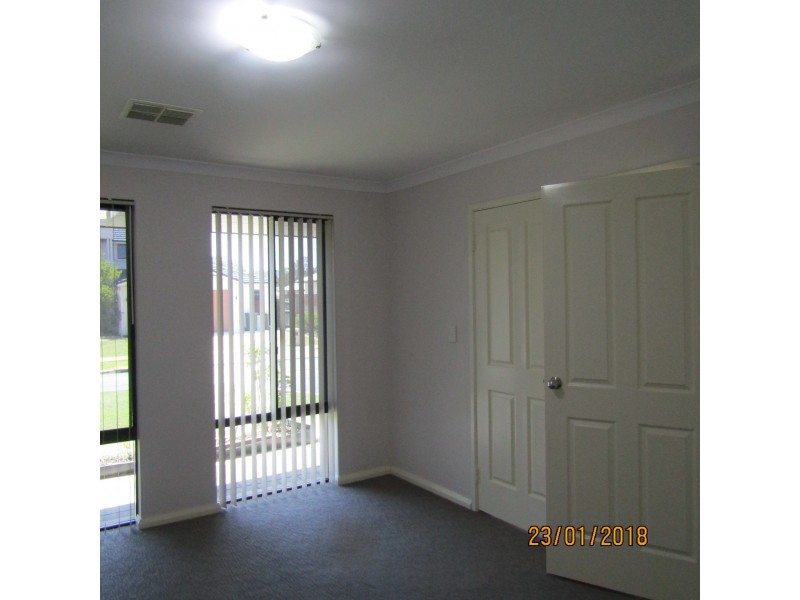 7 Fewson Turn, Ellenbrook WA 6069