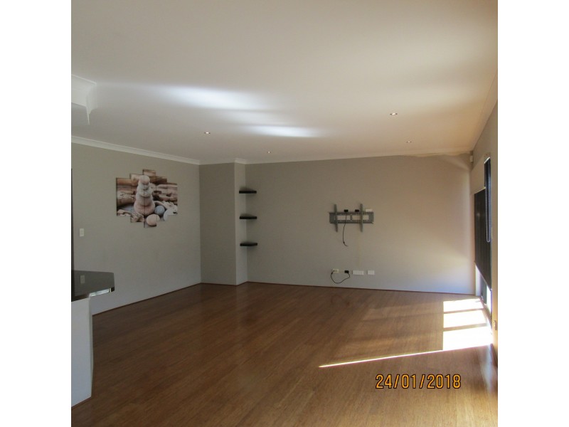 121 Pavilion Circle, The Vines WA 6069