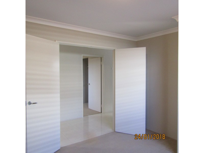 121 Pavilion Circle, The Vines WA 6069