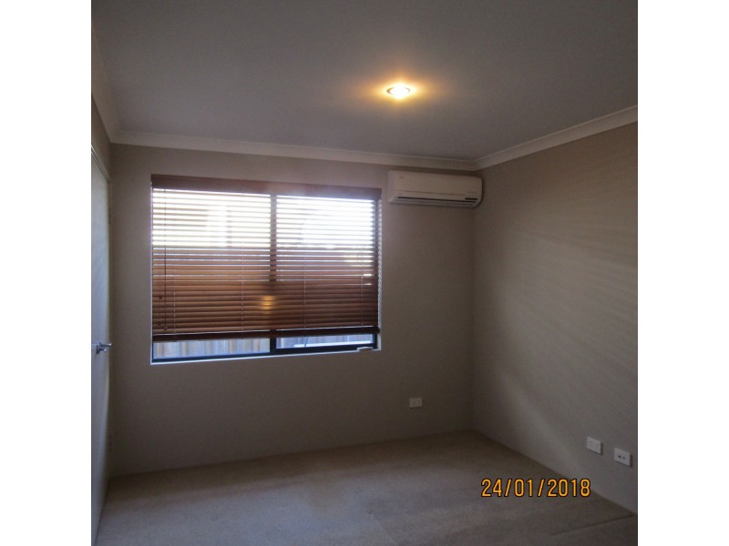 121 Pavilion Circle, The Vines WA 6069