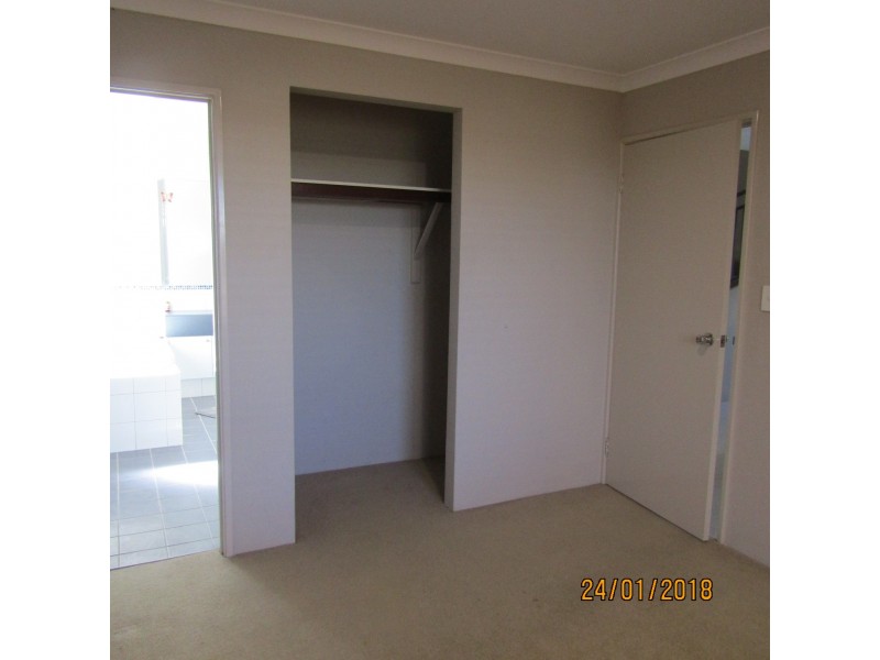 121 Pavilion Circle, The Vines WA 6069