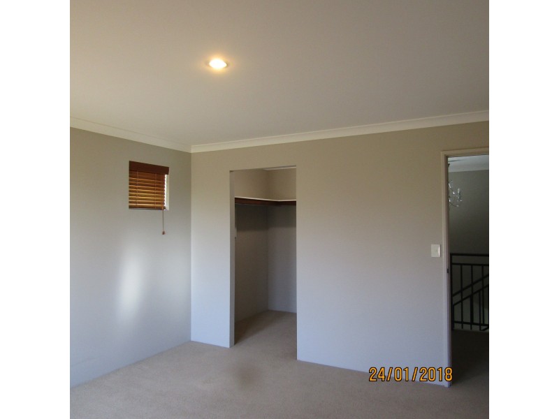 121 Pavilion Circle, The Vines WA 6069