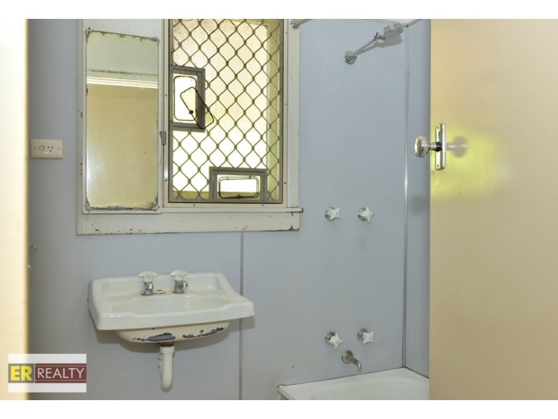 30 Finchley Crescent, Balga WA 6061