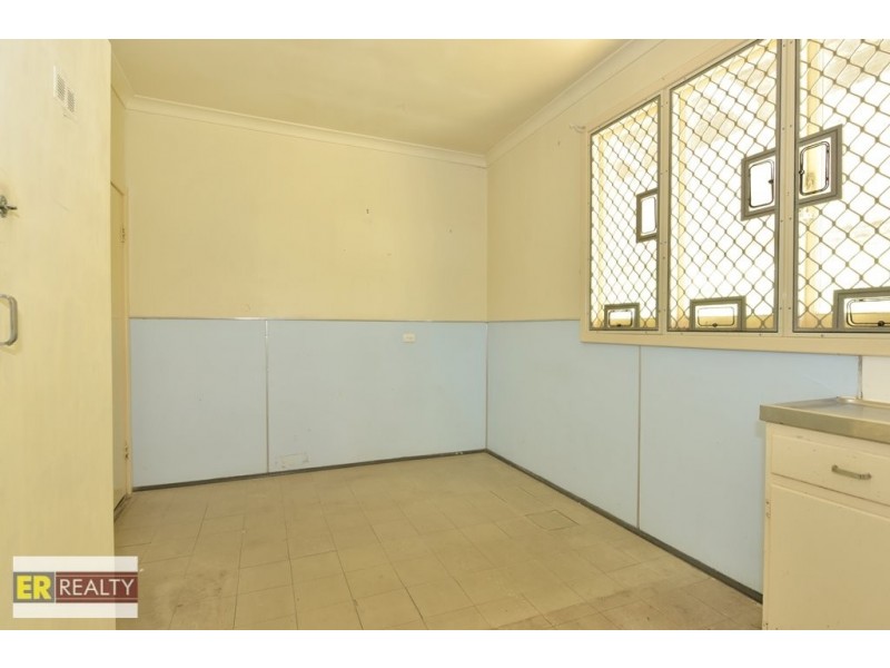 30 Finchley Crescent, Balga WA 6061