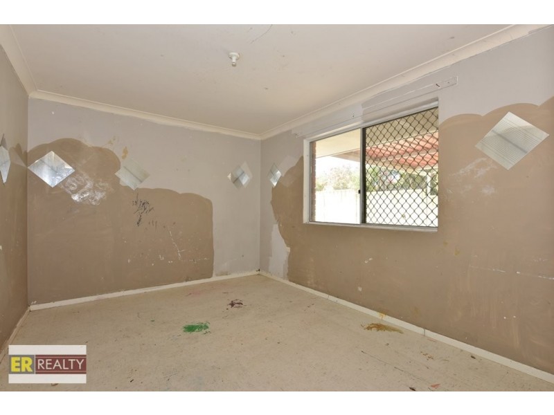 17 Girrawheen Avenue, Girrawheen WA 6064