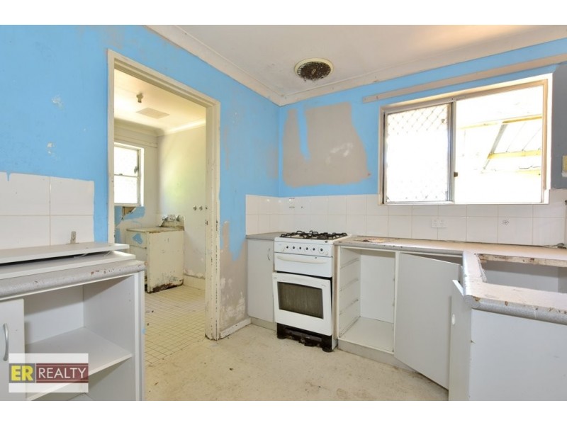 17 Girrawheen Avenue, Girrawheen WA 6064