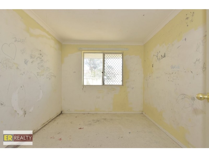 17 Girrawheen Avenue, Girrawheen WA 6064