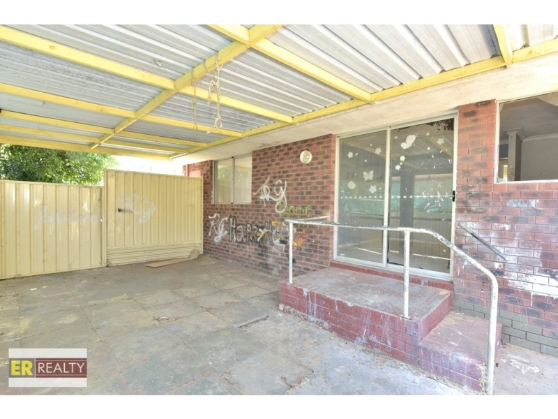 17 Girrawheen Avenue, Girrawheen WA 6064