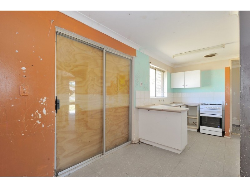 40 Colne Way, Girrawheen WA 6064