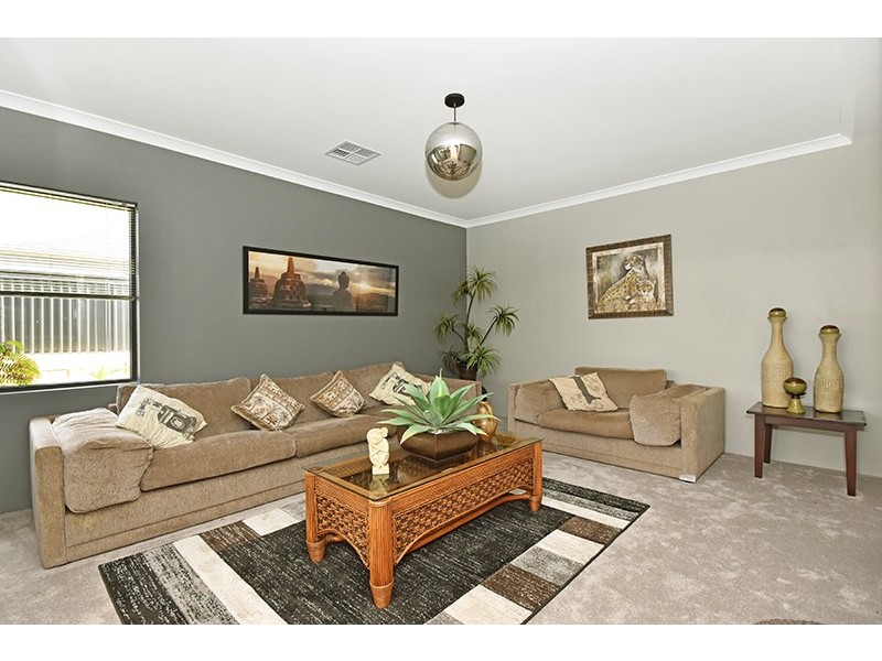 9 Tenor Link, The Vines WA 6069