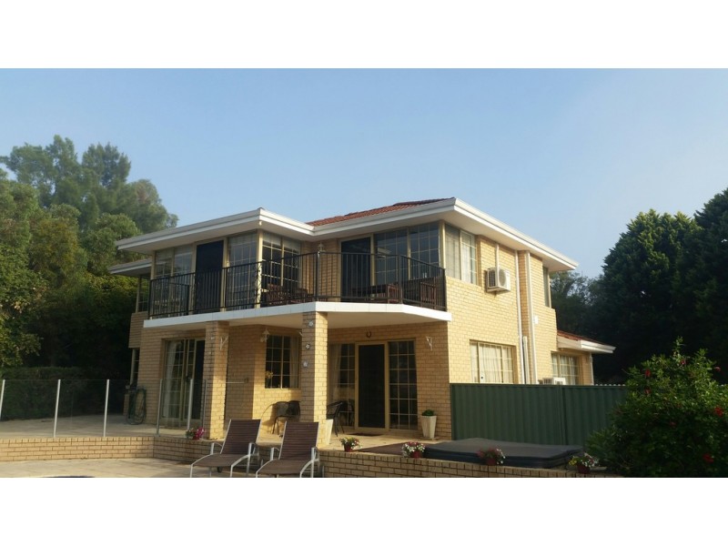 146 Vines Avenue, The Vines WA 6069