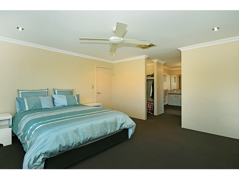 82 Amethyst Parkway, Aveley WA 6069