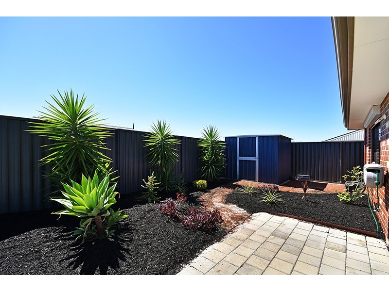 82 Amethyst Parkway, Aveley WA 6069