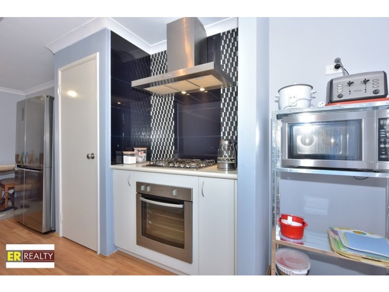27 Stanbury Crescent, Ellenbrook WA 6069