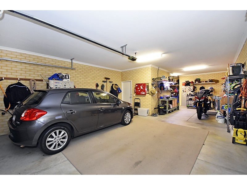 99 Fantail Crescent, Ellenbrook WA 6069