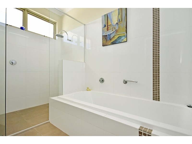 99 Fantail Crescent, Ellenbrook WA 6069